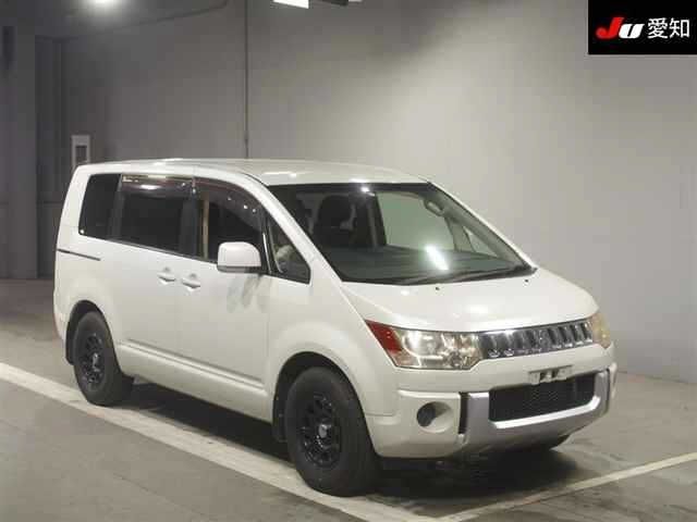 30350 MITSUBISHI DELICA D5 CV2W 2012 г. (JU Aichi)